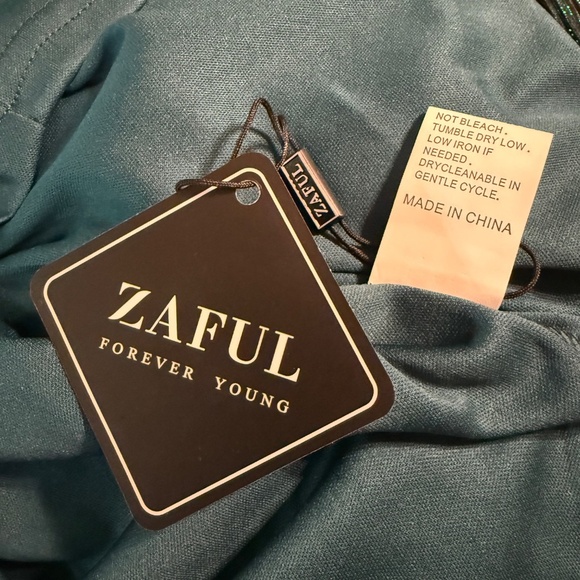 Zaful Women’s Long Sleeve Waist Cinched Dress. NWT - Picture 9 of 10